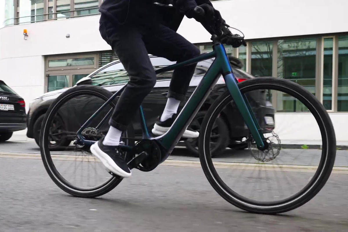 Vélo électrique urbain Cube Editor Hybrid
